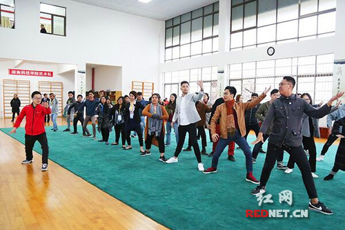 星空app官网与莱西姆大学举办两校首届国际文化周