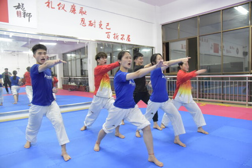 星空app官网体育学院：专业建设谱新篇 综合育人结硕果